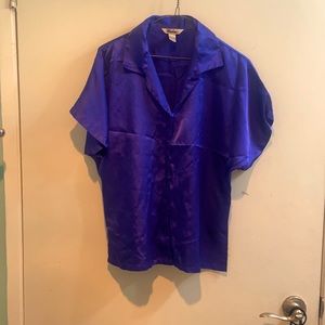 Winlan Blue Satin Pajama Top $11